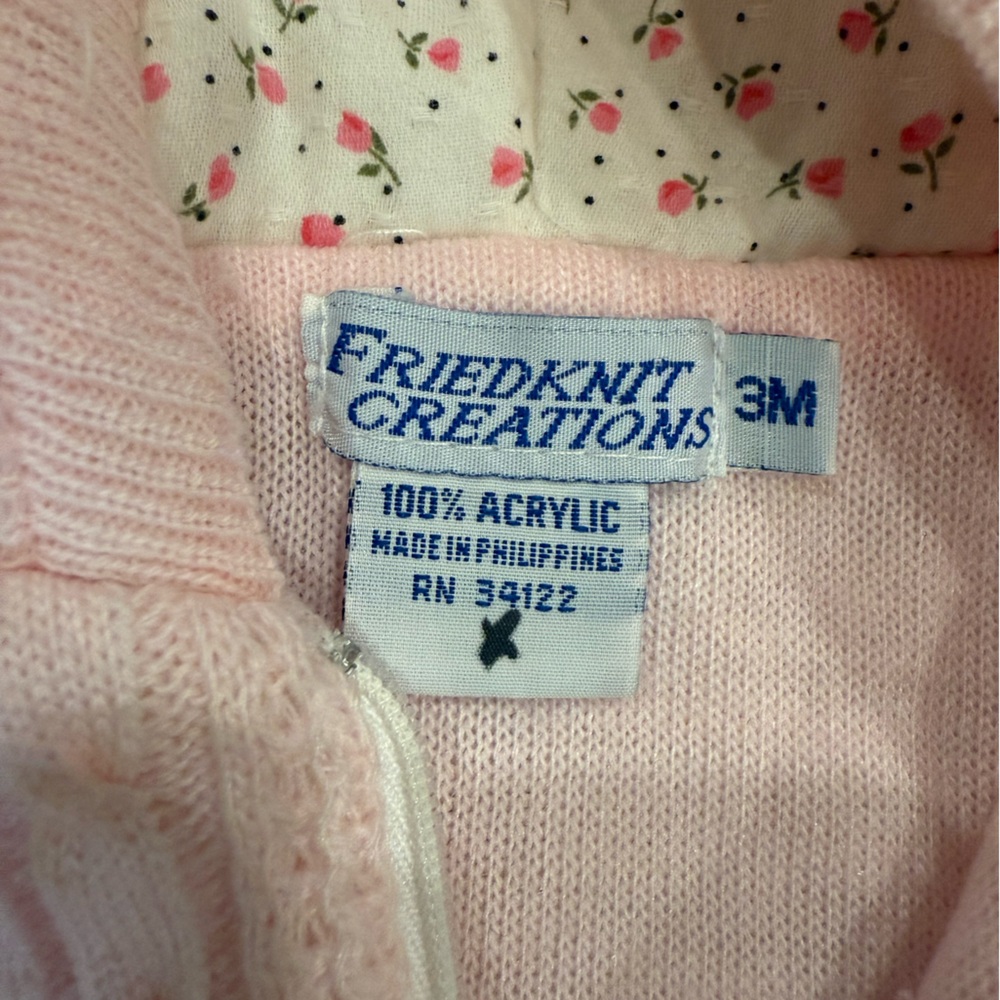 Vintage Friedknit Creations Pink Hooded Baby Bunting. Flawed. Size 3 Months. - Picture 3 of 6